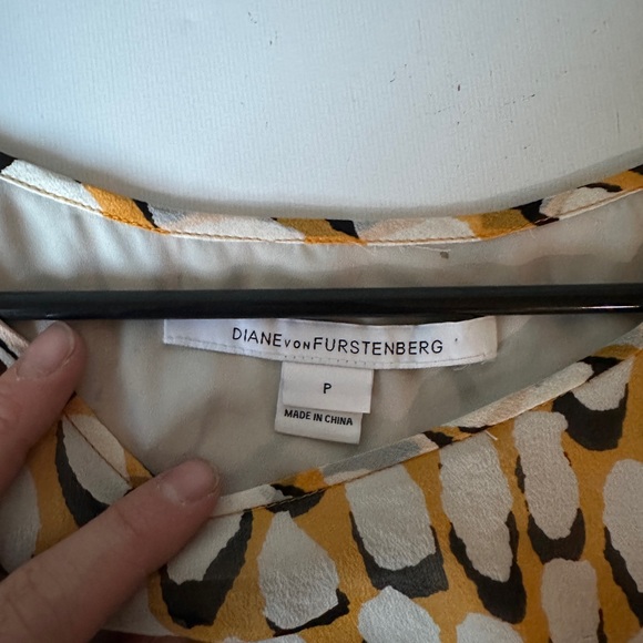 Vintage Diane von ferstenberg blouse - Picture 2 of 6
